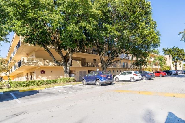 151 Berkley Rd 208, Hollywood, FL 33024