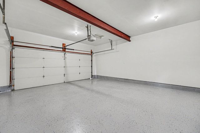 9792 W Oakridge Drive, St. John, IN 46373