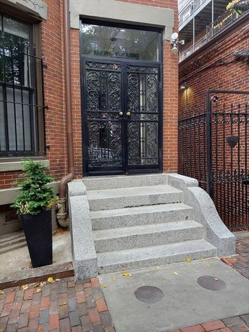 107 Chandler 4, Boston, MA 02116