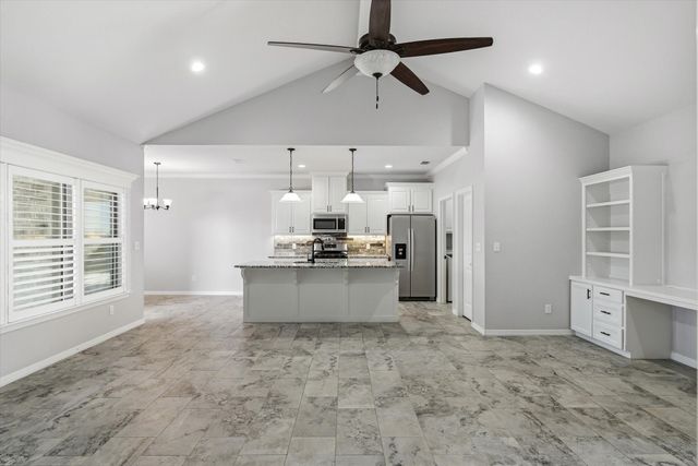 220 Patience Avenue, Lindale, TX 75771