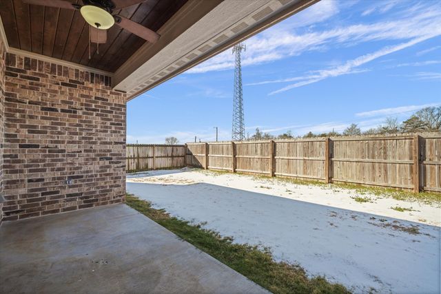 220 Patience Avenue, Lindale, TX 75771