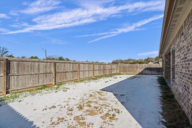 220 Patience Avenue, Lindale, TX 75771