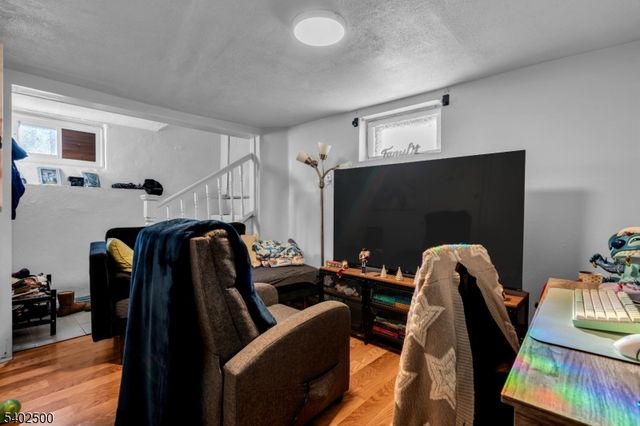 357 N 11Th St, Newark City, NJ 07107