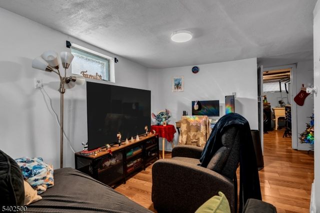 357 N 11Th St, Newark City, NJ 07107