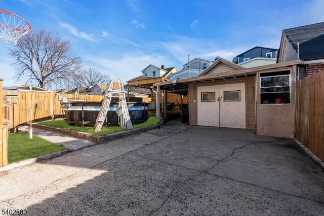 357 N 11Th St, Newark City, NJ 07107