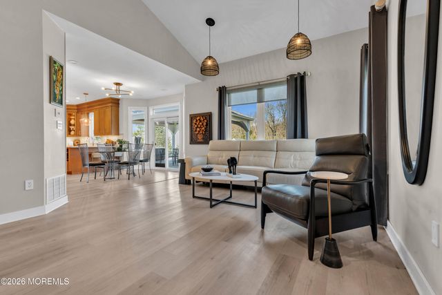 39 Lafayette Mills Road, Manalapan, NJ 07726