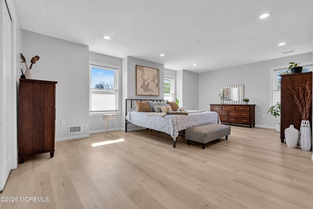 39 Lafayette Mills Road, Manalapan, NJ 07726