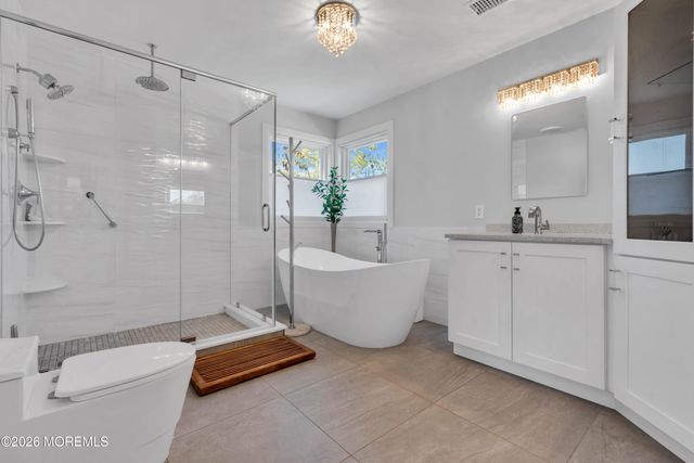 39 Lafayette Mills Road, Manalapan, NJ 07726