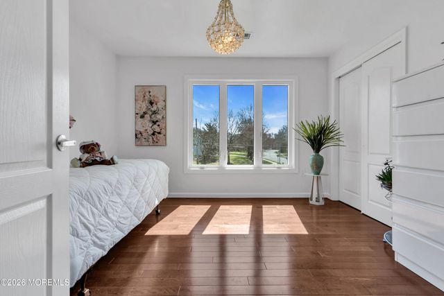 39 Lafayette Mills Road, Manalapan, NJ 07726
