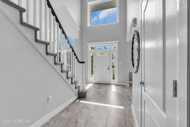 39 Lafayette Mills Road, Manalapan, NJ 07726