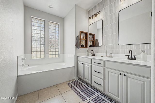 13522 W CYPRESS Street, Goodyear, AZ 85395