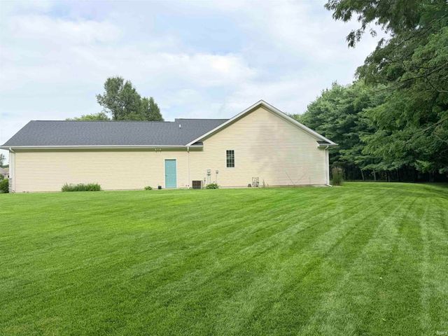 19962 Grey Fox Trail, Goshen, IN 46528