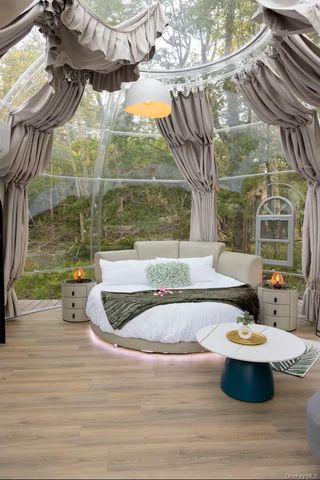 9 Brophy Road, Hurleyville, NY 12747