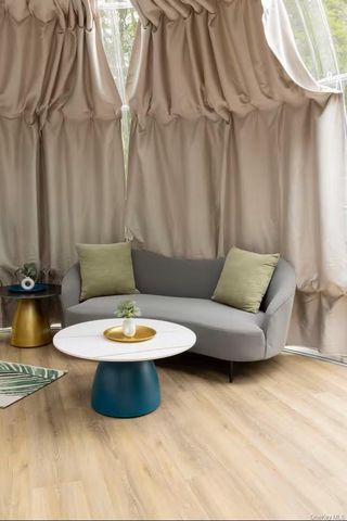 9 Brophy Road, Hurleyville, NY 12747