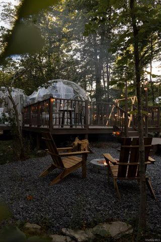 9 Brophy Road, Hurleyville, NY 12747