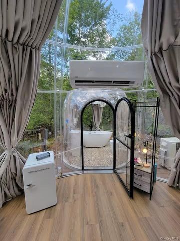 9 Brophy Road, Hurleyville, NY 12747