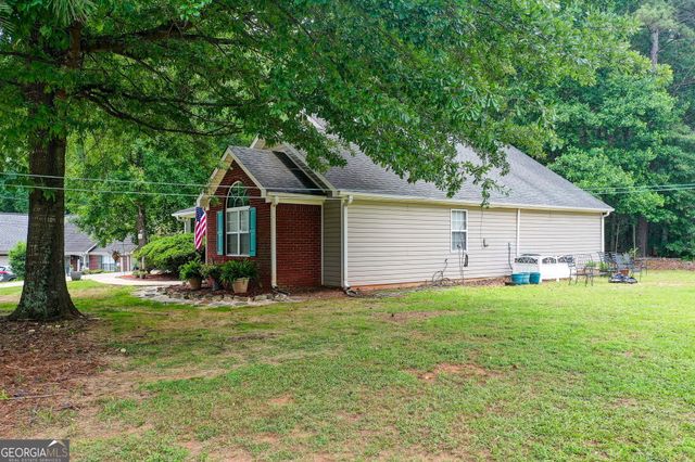 204 Crystal Court, Hampton, GA 30228