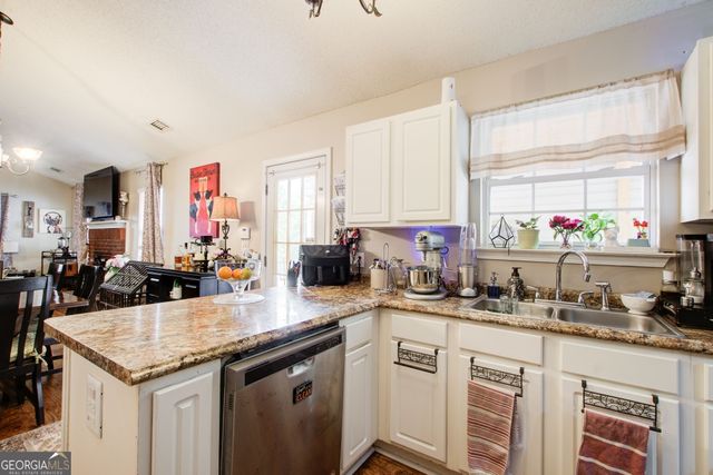 204 Crystal Court, Hampton, GA 30228