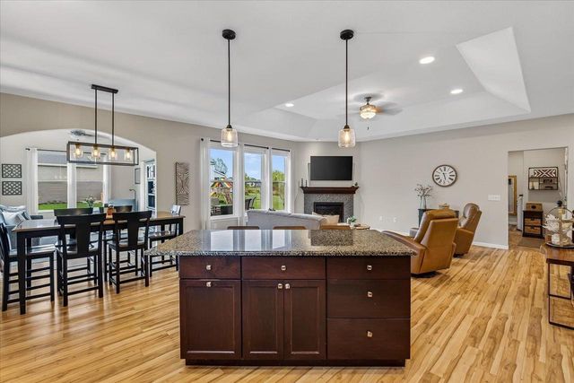 6658 Prairie Creek Road, Windsor, WI 53598