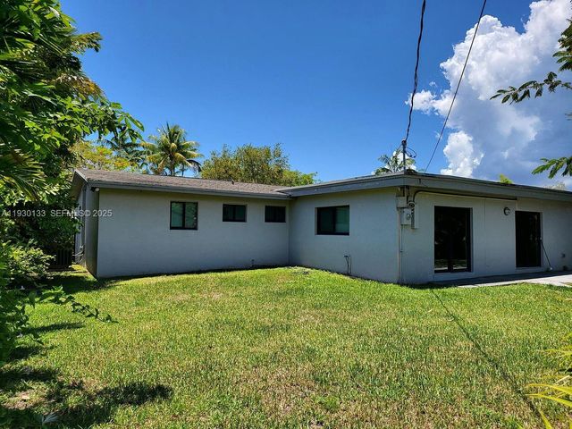 8575 SW 125th St 8575, Miami, FL 33156