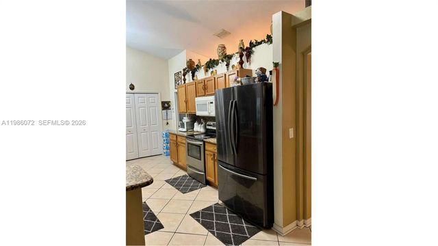 1122 MCKINLEY AVE, Lehigh Acres, FL 33972