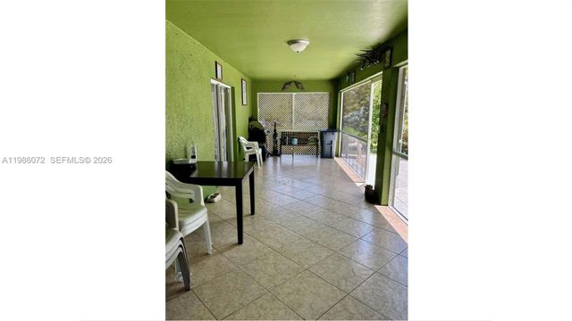 1122 MCKINLEY AVE, Lehigh Acres, FL 33972