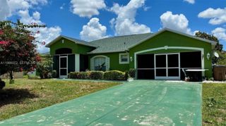 1122 MCKINLEY AVE, Lehigh Acres, FL 33972