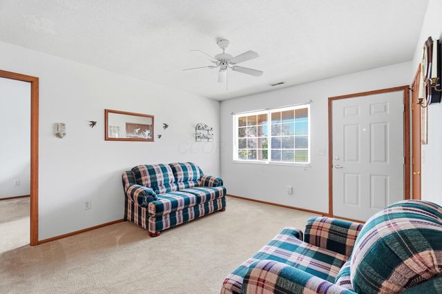 4359 Seahorse Lane, Groveport, OH 43125
