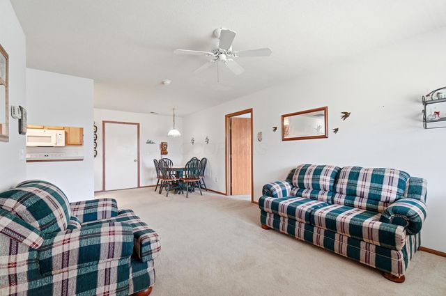 4359 Seahorse Lane, Groveport, OH 43125