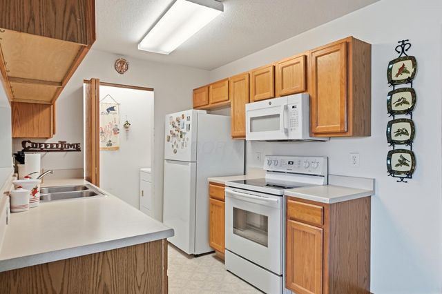 4359 Seahorse Lane, Groveport, OH 43125