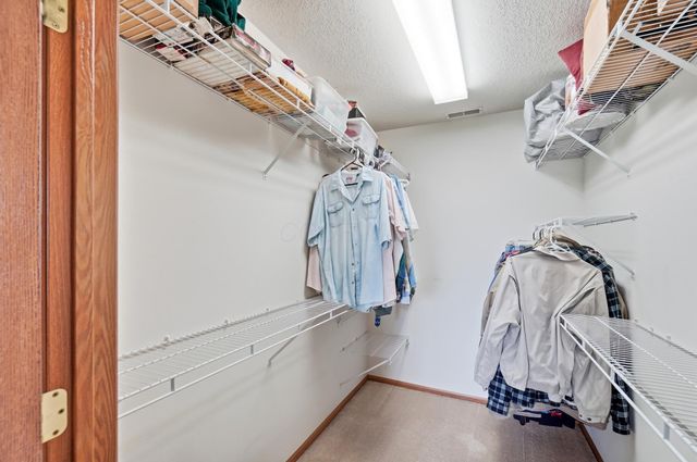 4359 Seahorse Lane, Groveport, OH 43125