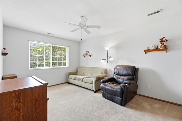 4359 Seahorse Lane, Groveport, OH 43125