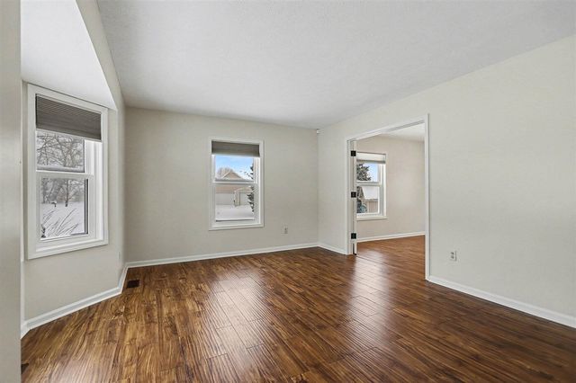 8155 Interlochen Street, Kalamazoo, MI 49009