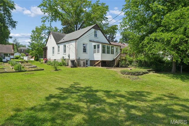 6945 Melrose Avenue, University City, MO 63130