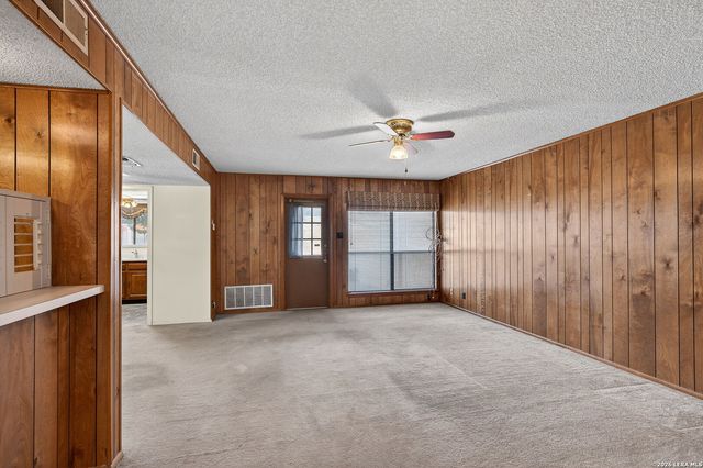 5812 Royal, San Antonio, TX 78239