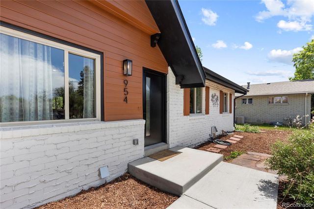 954 S Ivy Street, Denver, CO 80224