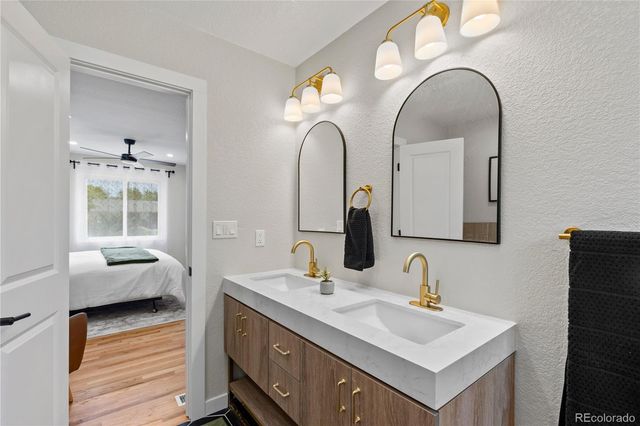 954 S Ivy Street, Denver, CO 80224