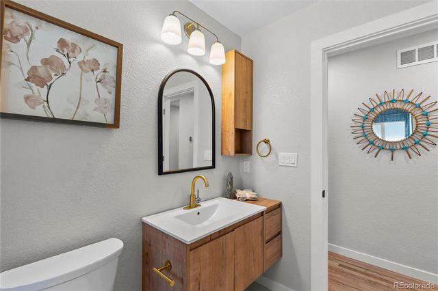 954 S Ivy Street, Denver, CO 80224