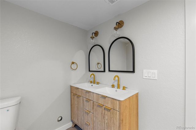 954 S Ivy Street, Denver, CO 80224