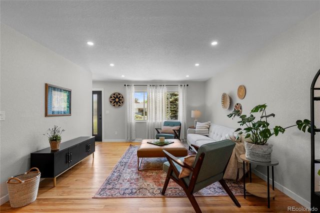 954 S Ivy Street, Denver, CO 80224