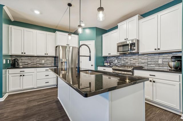 19343 Crystal Terrace, Farmington, MN 55024