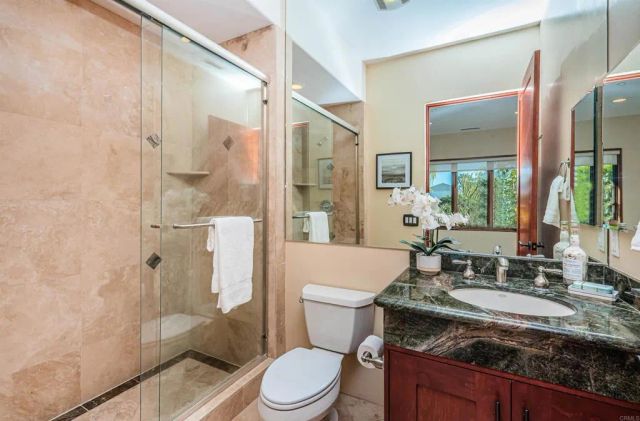 2362 Edgehill Road, Vista, CA 92084