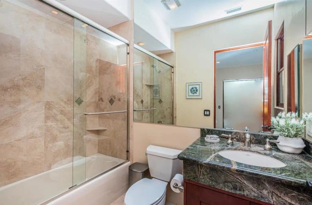 2362 Edgehill Road, Vista, CA 92084