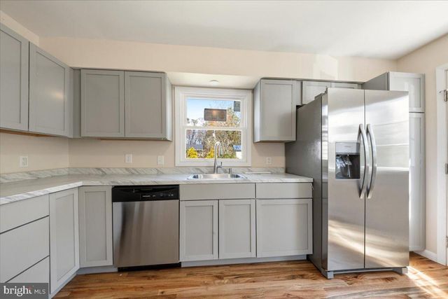 88 ELDRIDGE ST, Browns Mills, NJ 08015