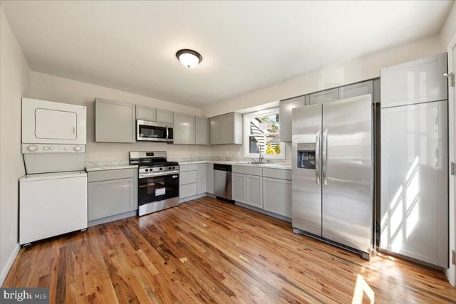 88 ELDRIDGE ST, Browns Mills, NJ 08015