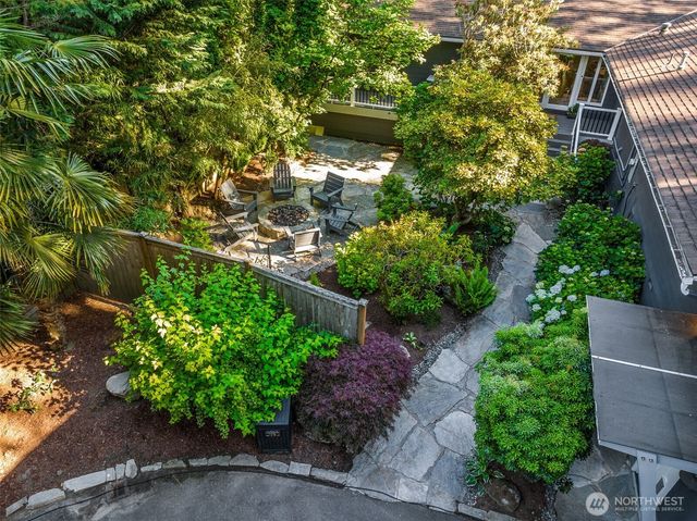 501 SE Sycamore Place, Issaquah, WA 98027
