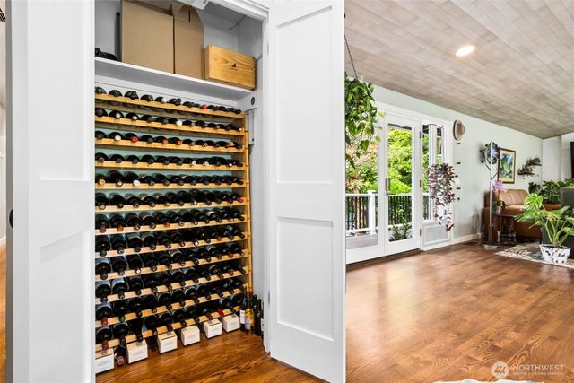 501 SE Sycamore Place, Issaquah, WA 98027