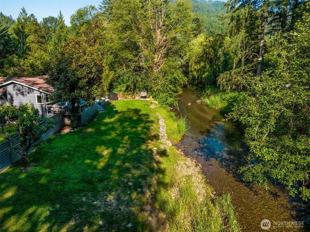 501 SE Sycamore Place, Issaquah, WA 98027