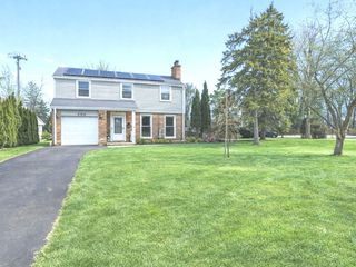6709 N KOLMAR Avenue, Lincolnwood, IL 60712