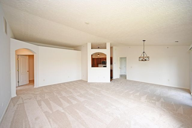 1888 Mimosa Trail, 304, Florence, KY 41042